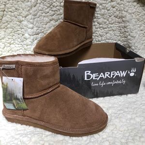 Bear paw ankle booties, NWT, size 10